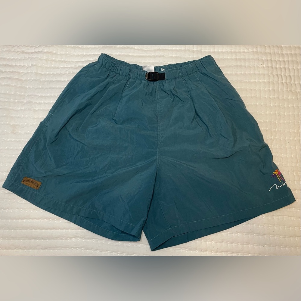 Rare Mirage Vintage Hotel Casino Men’s Swim trunks Size: Large